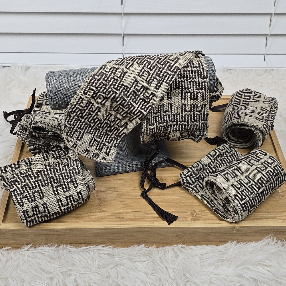 5 Pairs of Vintage HH Shoe Mitten Covers